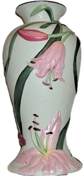 Lily Vase Handpainted - Click Image to Close